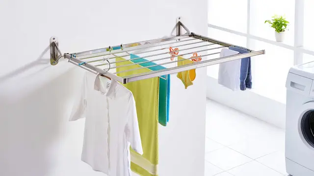 Ide Tempat Jemur Baju Lipat untuk Rumah Tipe Kecil (AI)