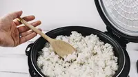 Trik Atasi Nasi yang Kurang Matang Agar Kembali Pulen dan Lezat, Jangan Dibuang