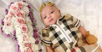 Saat masih berusia 1 bulan, Ameena terlihat bulat dan menggemaskan. [Foto: instagram.com/attahalilintar]