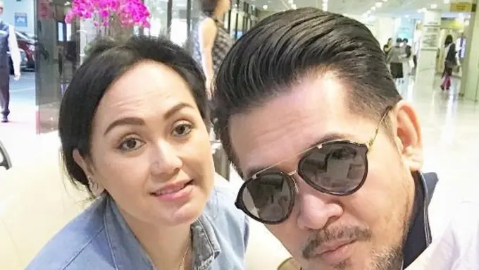[Bintang] Ferry Salim dan Merry Prakasa