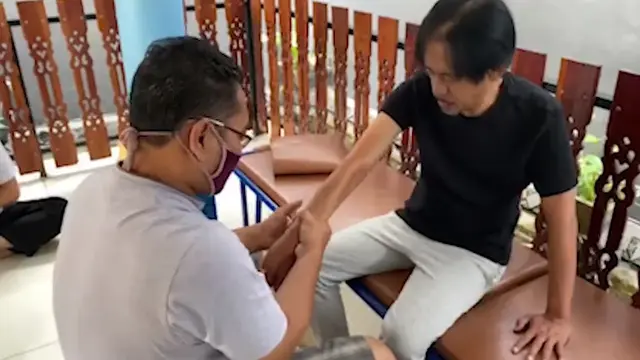 Epy Kusnandar Kena Stroke hingga Badan Mati Sebelah, Ini 6 Momen Pengobatannya