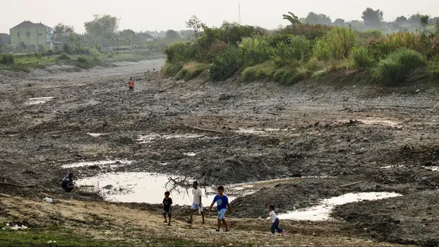 Sungai di Pati mengering