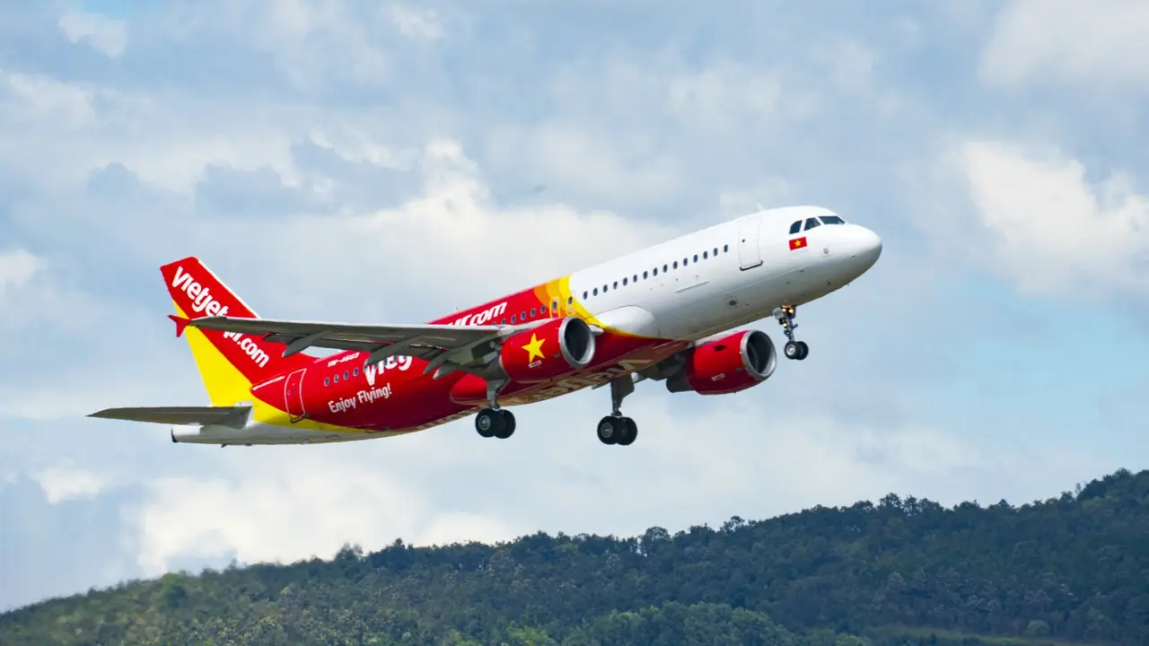 Maskapai Vietjet Bagi-Bagi Voucher Mulai Rp63 Ribu untuk Seluruh Penumpang