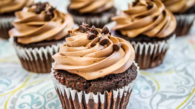 7 Cara Membuat Cupcake yang Sederhana, Enak dan Lembut Banget