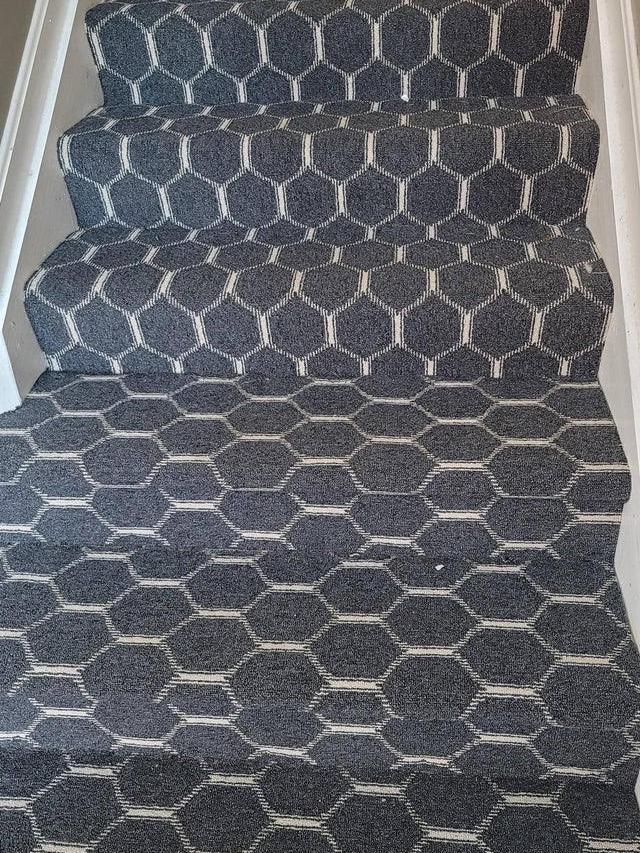 5 Potret Ilusi Optik Desain Tangga Ini Bikin Bingung, Harus Dilihat dengan Cermat