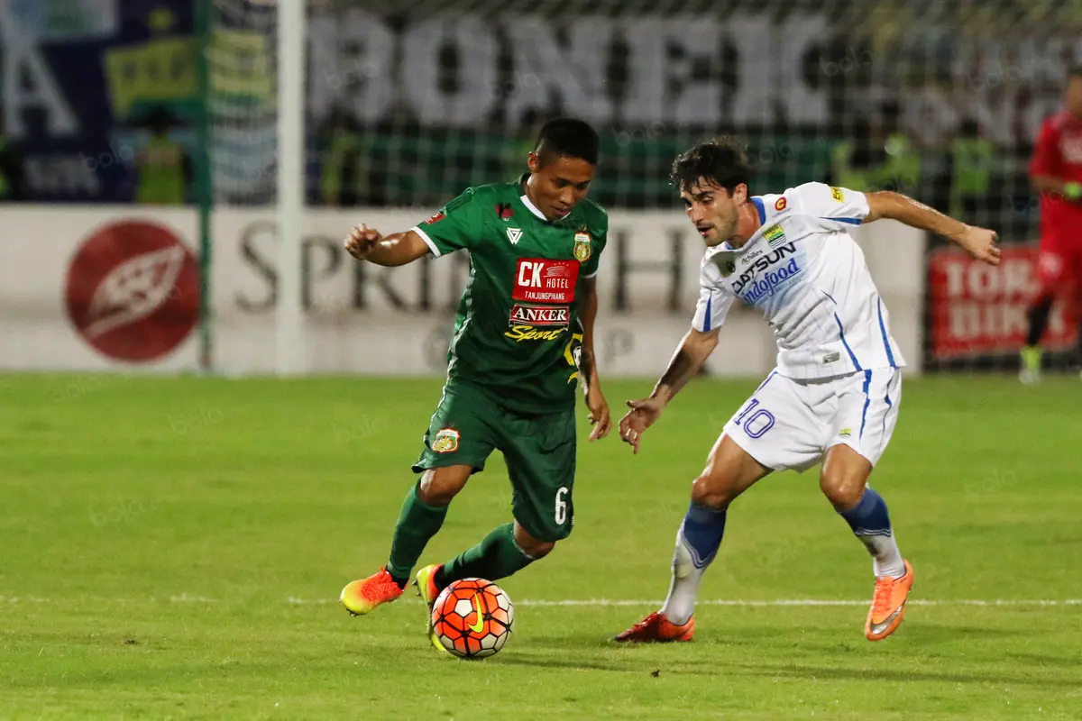 Surabaya United, Persib Bandung, TSC2016ID, Evan Dimas