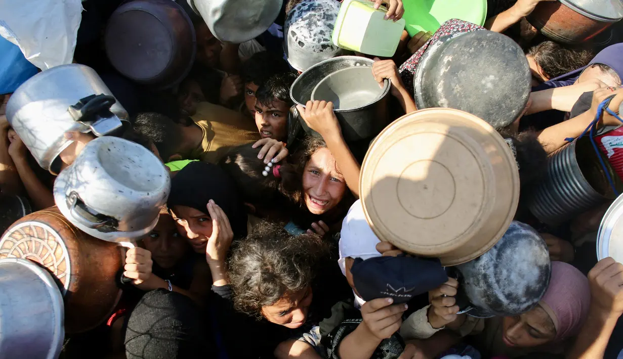 Angka-angka ini menambah kekhawatiran yang berkembang atas situasi kemanusiaan di Gaza, di mana akses bantuan masih sangat terbatas. (Foto oleh AFP)