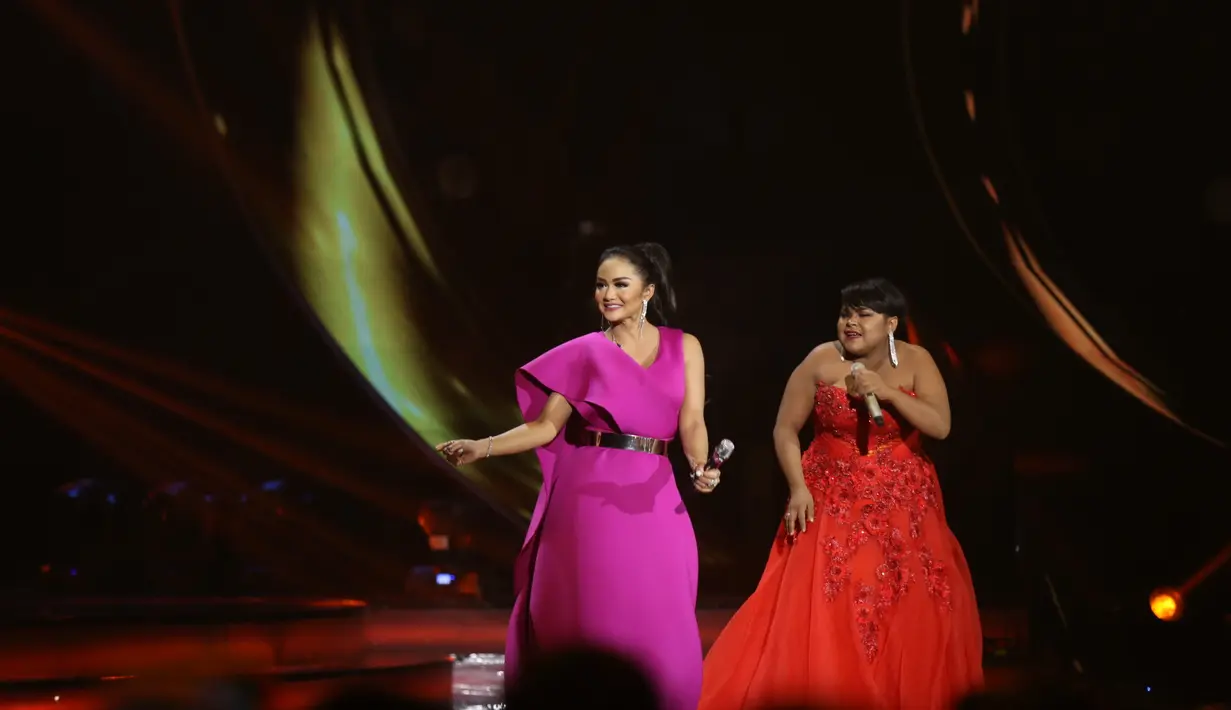 Krisdayanti dan Joanita Chatarine