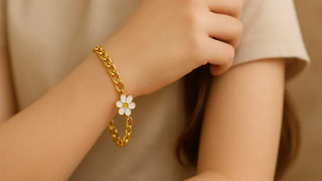 Model Gelang Emas untuk Remaja Agar Tidak Terlihat Tua/via GPT