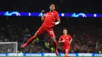 Gelandang Bayern Munchen Serge Gnabry melakukan selebrasi setelah mencetak gol ke gawang Tottenham Hotspur pada matchday kedua Liga Champions di Stadion Tottenham Hotspur, London, Inggris, Selasa (1/10/2019). Munchen membantai Tottenham 7-2 dengan Gnabry mencetak quatrick. (DANIEL LEAL-OLIVAS/AFP)