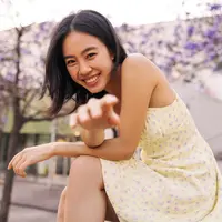 ilustrasi perempuan bahagia/Look Studio/Shutterstock