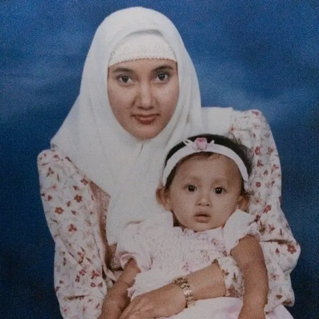 7 Transformasi Fatin Shidqia Lubis, Dari Anak Sekolah Hingga Selebriti