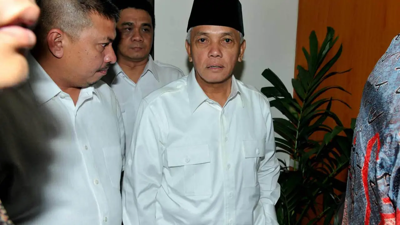 Diduga Curi Start Kampanye, Hatta Rajasa Datangi Bawaslu