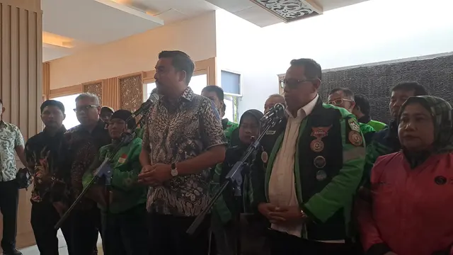 Menteri UMKM, Maman Abdurahman, dalam konferensi pers di Jakarta pada Jumat (6/12/2024). (Foto: tim bisnis)