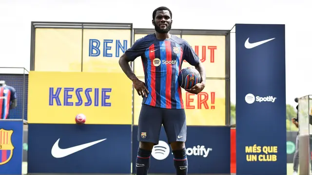 Barcelona Resmi Perkenalkan Franck Kessie dari AC Milan