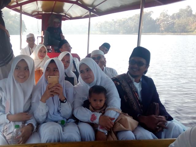 Perjalanan Spiritual Ke Situ Panjalu Ciamis Disambut Harimau Hitam Putih Regional Liputan6 Com