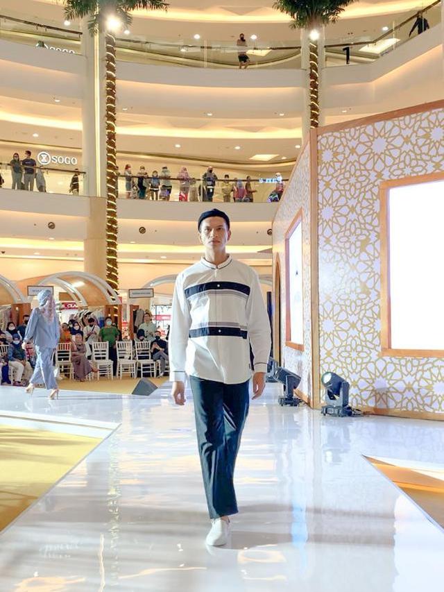 7 Inspirasi Baju Lebaran Stylish dari Koleksi Ivan Gunawan di Ramadan Runway Kota Kasablanka