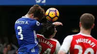 Arsenal Cemaskan Kondisi Kepala Hector Bellerin