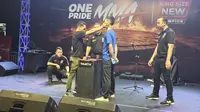 Tabox merupakan lomba tabok-tabokan disela-sela One Pride MMA