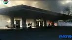 Percikan api pun nyaris menjalar ke mesin SPBU. Beruntung api dapat segera dipadamkan, dan mesin SPBU tidak terbakar.