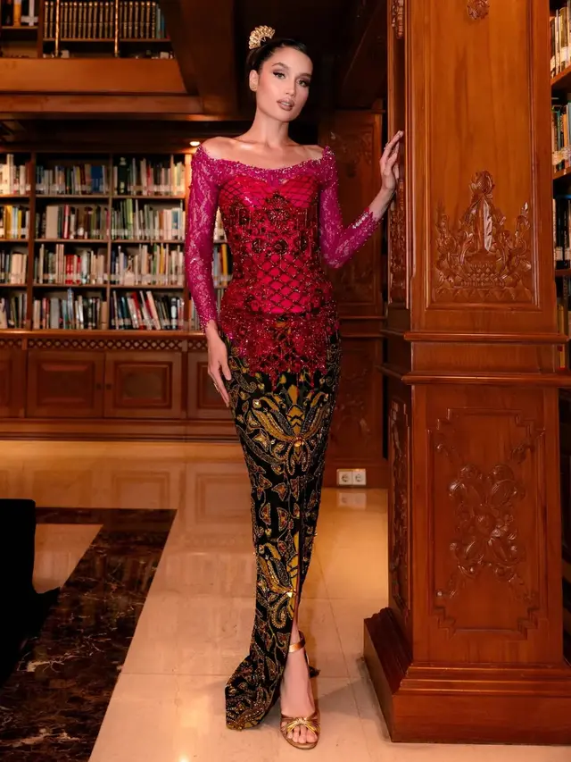 Tren Model Kebaya Terbaru 2025