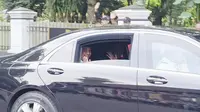 Usai Diumumkan Capres PDIP, Ganjar Pranowo Tinggalkan Istana Batutulis Satu Mobil Bareng Jokowi