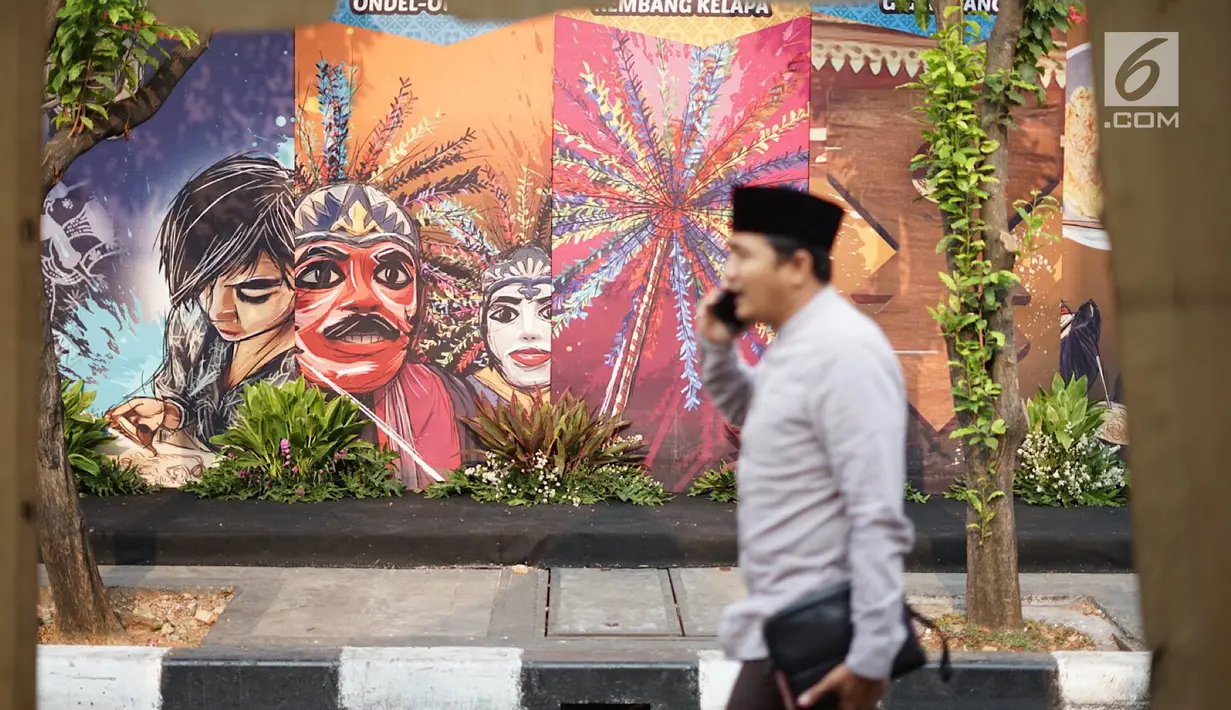 Suasana Festival Kebon Bang Jaim di Jalan Jaksa, Jakarta, Jumat (23/8/2019). Festival Kebon Bang Jaim merupakan pengganti dari Festival Jalan Jaksa yang selama ini digelar setiap tahunnya. (Liputan6.com/Immanuel Antonius)