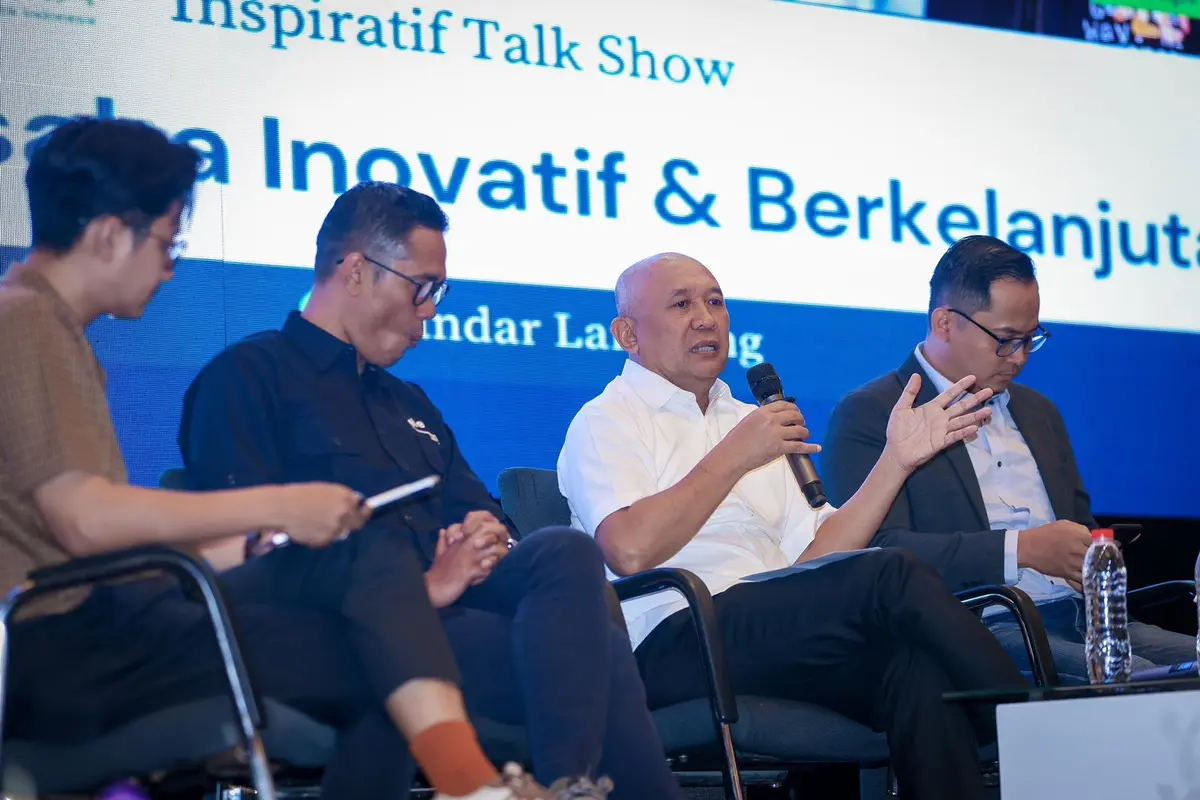 Menteri Koperasi dan UKM Teten Masduki menginginkan usaha kecil menengah masuk dalam rantai industri nasional. Tujuannya, agar terlibat lebih luas dan akhirnya naik kelas.