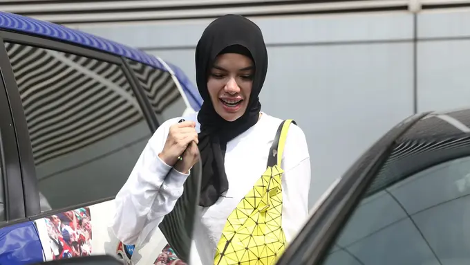 [Bintang] Nikita Mirzani