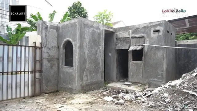 Rumah Celine Evangelista yang sedang direnovasi