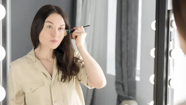 Tips Makeup Ala Bubah Alfian