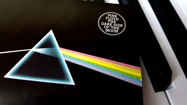 Album Dark Side Of The Moon.