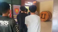 Asyik Live TikTok Usai Culik dan Aniaya Warga, 5 Pentolan Geng Motor Dibekuk