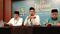 Wakil Sekretaris Dewan Syura PKB, KH Maman Imanulhaq memaparkan hasil rekomendasi Ijtima Ulama Nusantara.