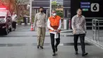 Bupati nonaktif Bangkalan R. Abdul Latif Amin Imron tiba untuk menjalani sidang lanjutan di Gedung KPK, Jakarta, Jumat (16/6/2023). R. Abdul Latif Amin Imron menjalani sidang lanjutan terkait kasus dugaan suap jual beli jabatan Pemkab Bangkalan, Jawa Timur. (Liputan6.com/Faizal Fanani)