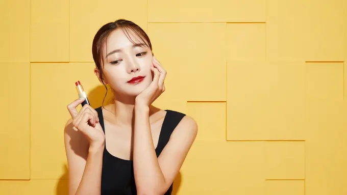 Ada Warna Nude, Inilah Tren Warna Lipstik Ala Perempuan Korea yang Saat Ini Sedang Diminati