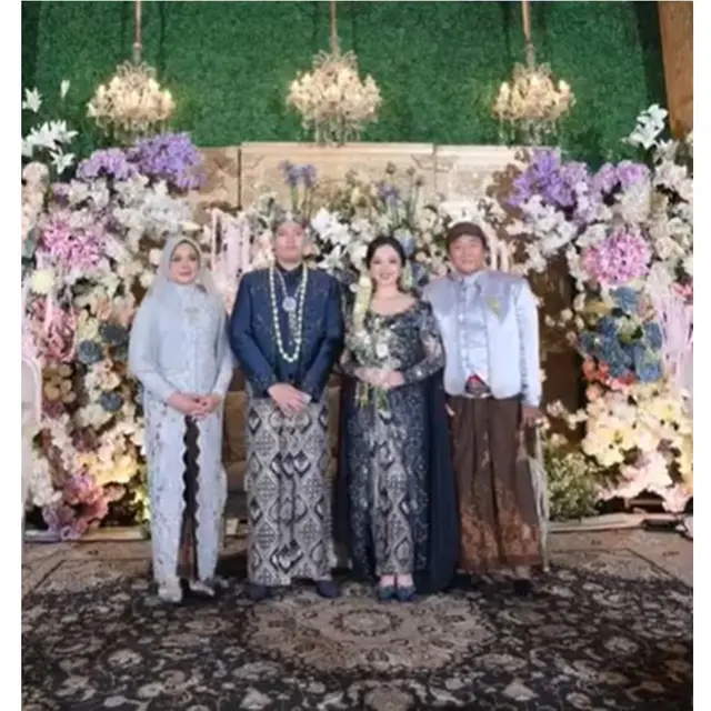 8 Artis Senior Dampingi Anak Lamaran & Menikah di Tahun 2025, Penuh Bahagia