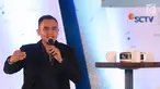 Komentator olahraga, Valentino Simanjuntak berbagi pengalaman kepada peserta EGTC 2018 Bandung di Graha Sanusi Hardjadinata, Universitas Padjajdaran, Bandung, Kamis (6/12). Valentino Simanjuntak juga memberi motivasi. (Liputan6.com/Helmi Fithriansyah)