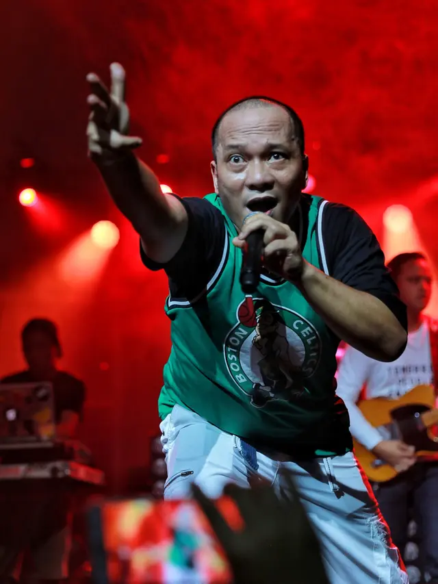 [Bintang] Igor Saykoji konser Iwa K