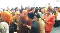 Khofifah Indar Parawansa di Surabaya (Liputan6.com/ Dian Kurniawan)