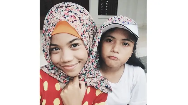 5 Potret Zsa Zsa 'Si Cemong' Pakai Hijab, Dipuji Netizen Cantik