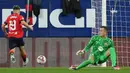 Osasuna menjadi tim pertama yang mampu menghentikan tren kemenangan Barcelona di Liga Spanyol. (AFP/Cesar Manso)