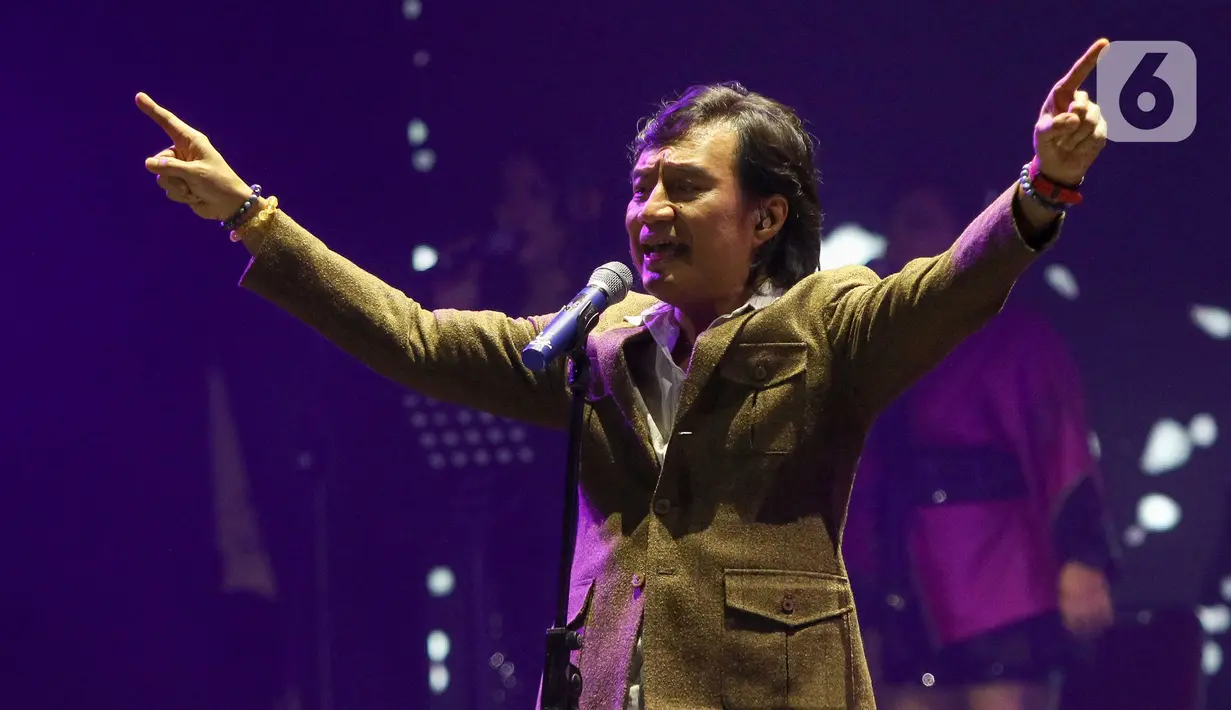 KLa Project sukses membangkitkan kenangan 90-an di Konser Perayaan 36 Tahun berkarya, (Liputan6.com/Herman Zakharia)
