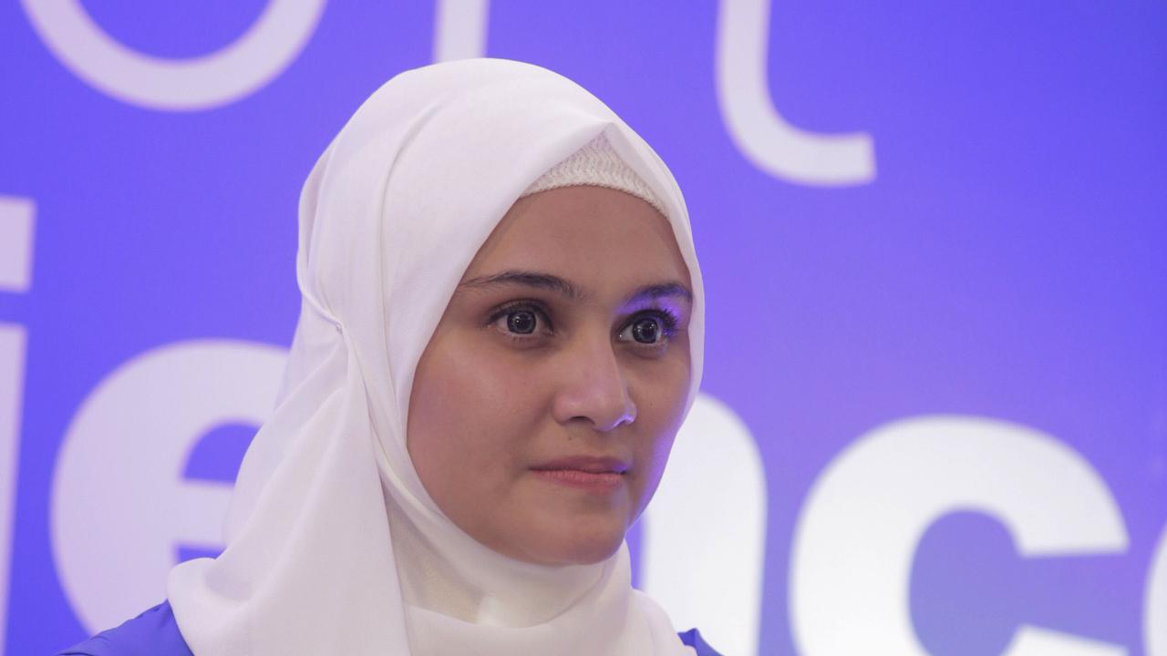 [Fimela] Zee Zee Shahab