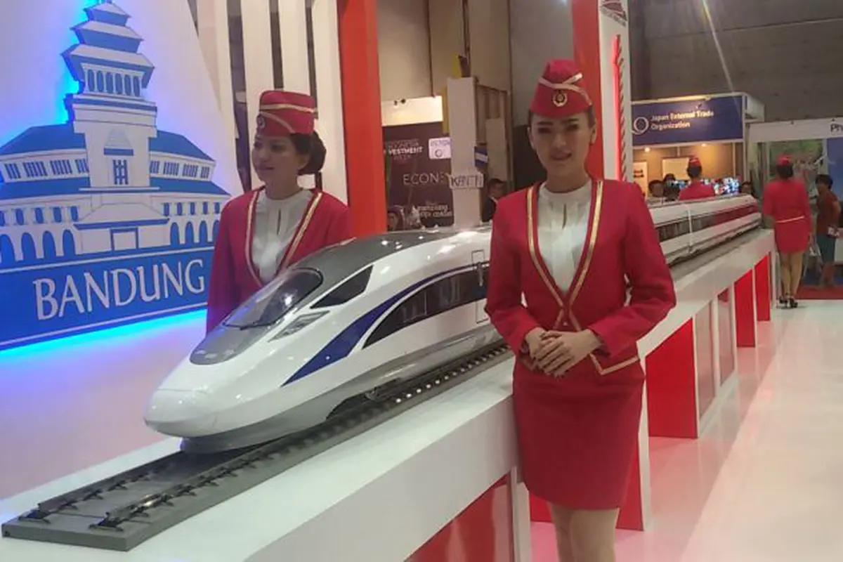 Stan PT Kereta Cepat Indonesia China (KCIC) dalam 12 th Indonesia Investment Week 2016.