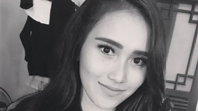 [Bintang] Ayu Ting Ting