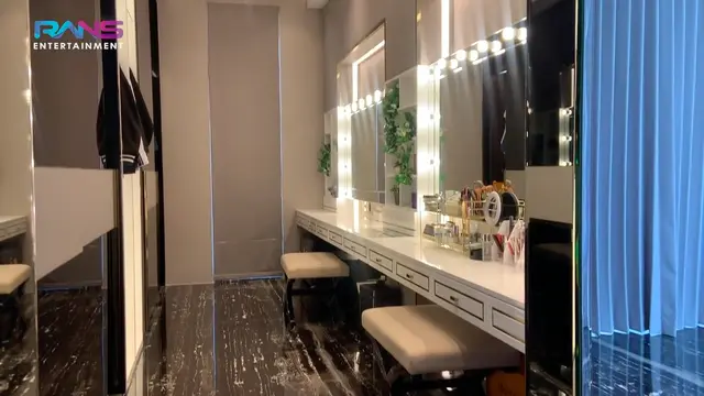 Potret Kamar Shandy Purnamasari Juragan 99, Ada Walk-In Closet Super Mewah. (Sumber: YouTube/Rans Entertaiment)