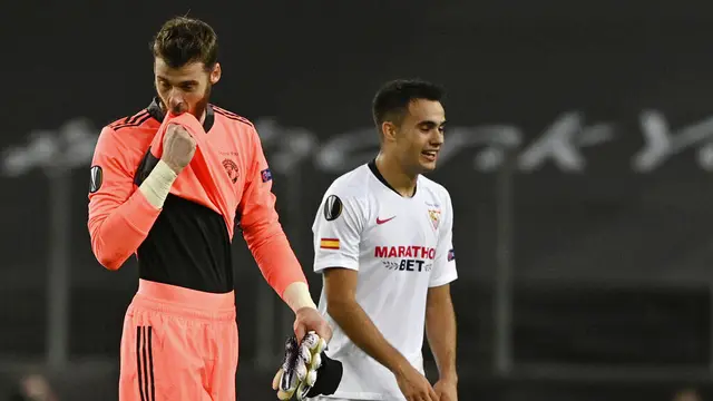 Tampang Kusut Skuat Manchester United Usai Dipermalukan Sevilla di Liga Europa