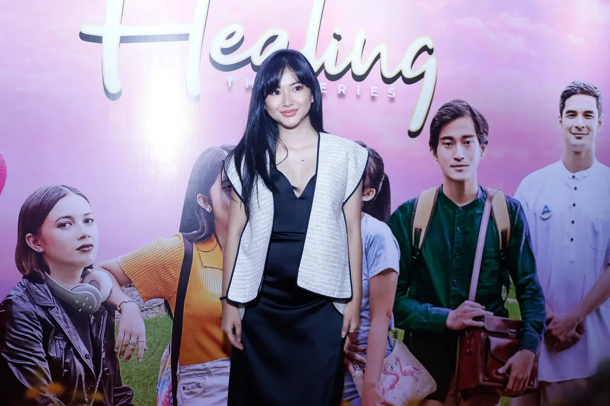 [Fimela] Adinda Azani