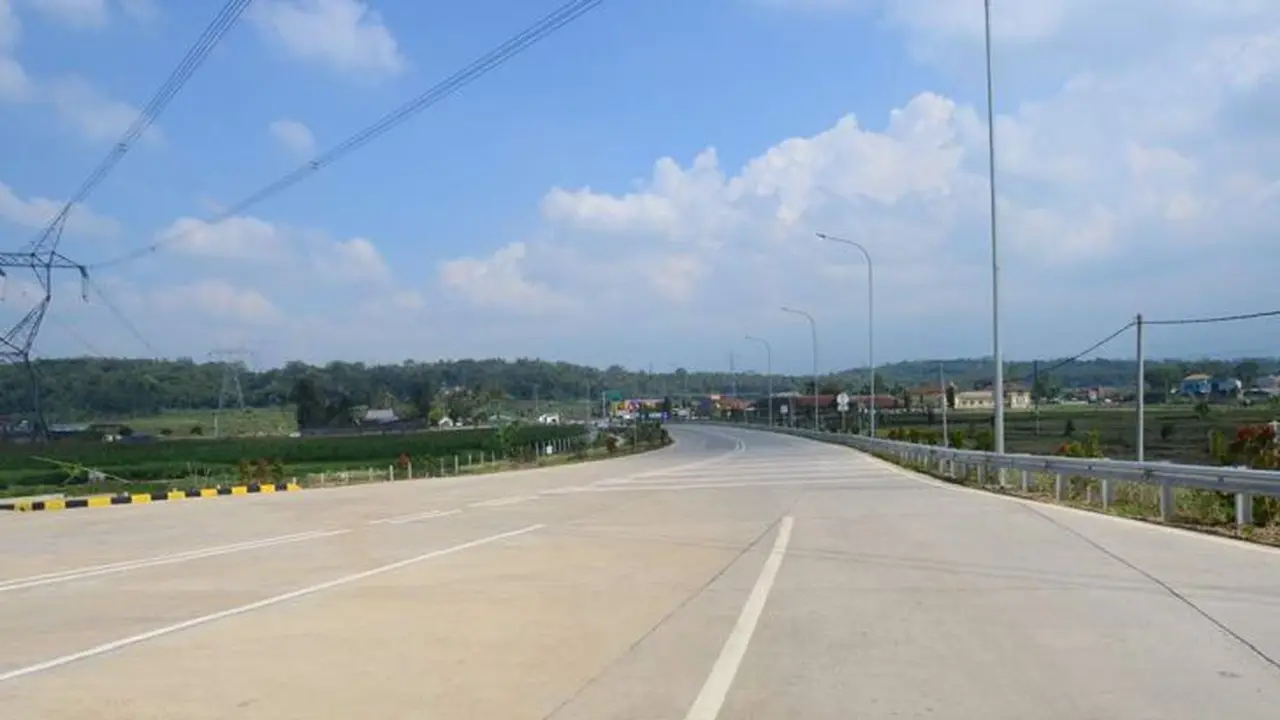Penampakan jalan tol Semarang-Salatiga. (Ilyas/Liputan6.com)